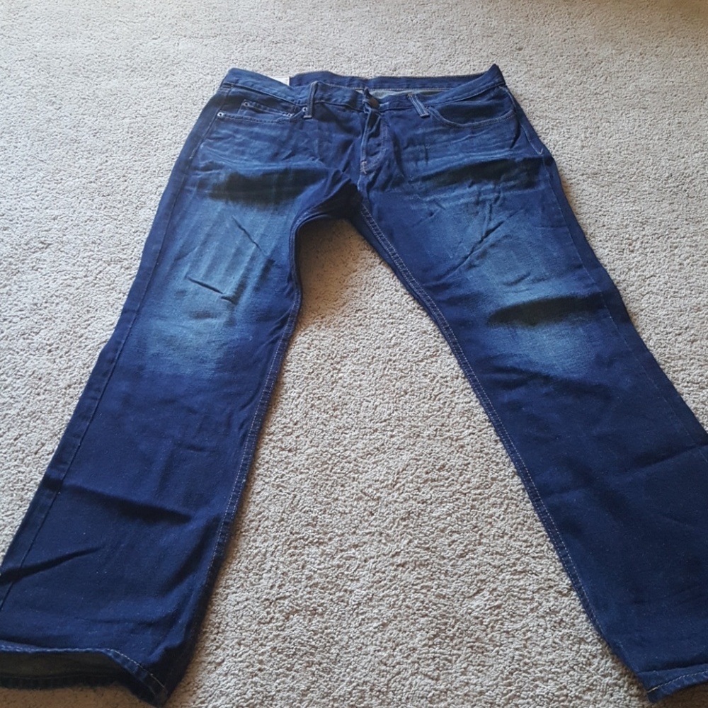 Like new stone washed jeans